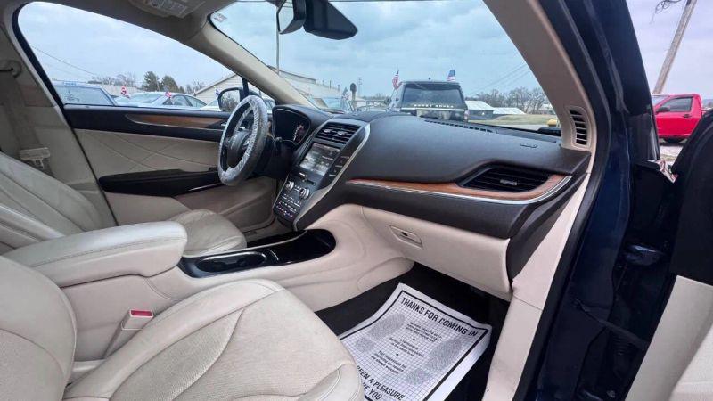 2015 Lincoln MKC Base
