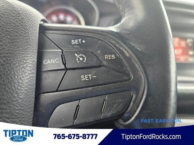 2016 Dodge Challenger SXT