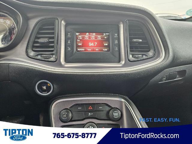 2016 Dodge Challenger SXT