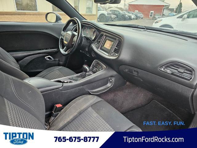 2016 Dodge Challenger SXT