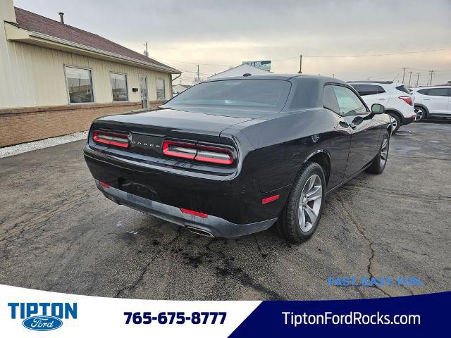 2016 Dodge Challenger SXT