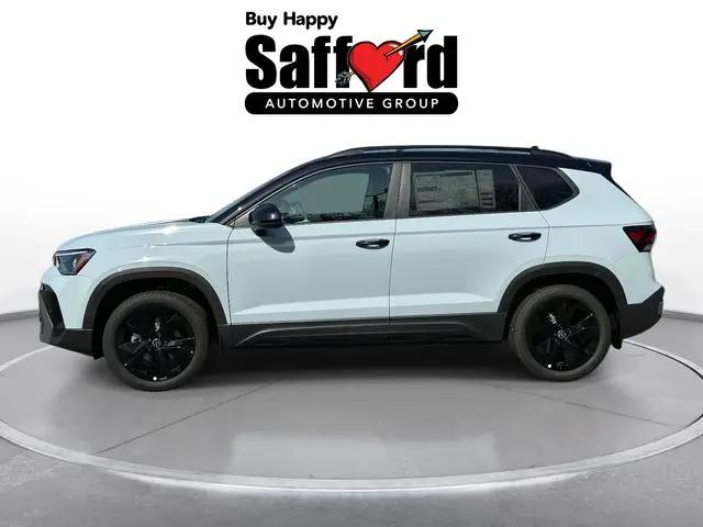 2026 Volkswagen Taos SE Black