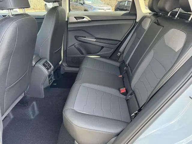 2026 Volkswagen Taos SE Black