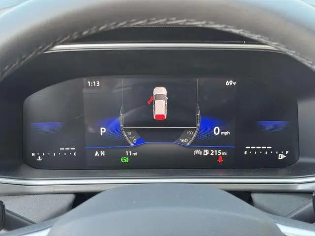 2026 Volkswagen Taos SE Black