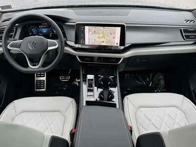 2026 Volkswagen Atlas Cross Sport SEL Premium R-Line