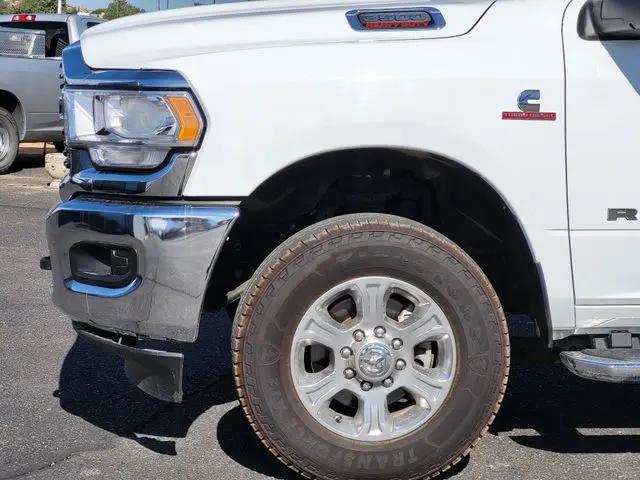 2024 Ram 3500 Big Horn Crew Cab 4x4 8' Box