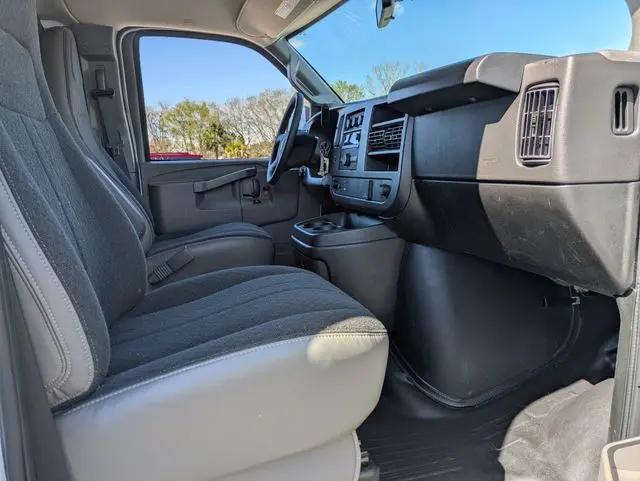 2024 GMC Savana Cargo RWD 2500 Regular Wheelbase Work Van