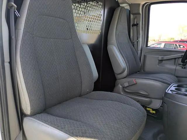 2024 GMC Savana Cargo RWD 2500 Regular Wheelbase Work Van