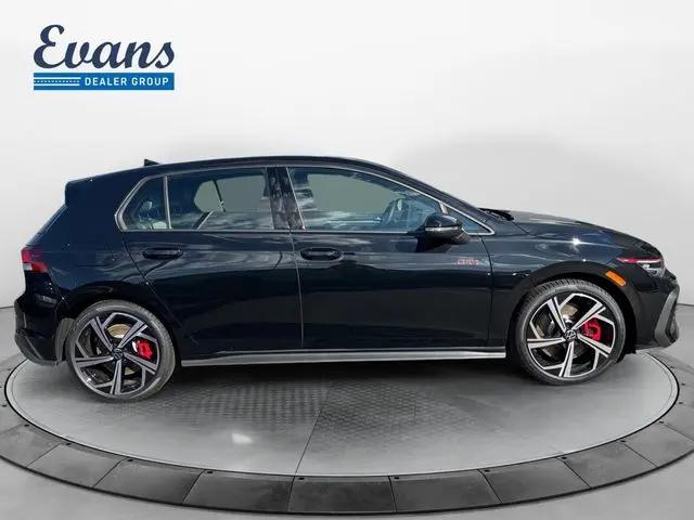 2026 Volkswagen Golf GTI SE