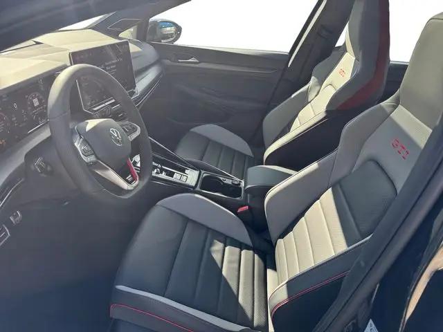 2026 Volkswagen Golf GTI SE
