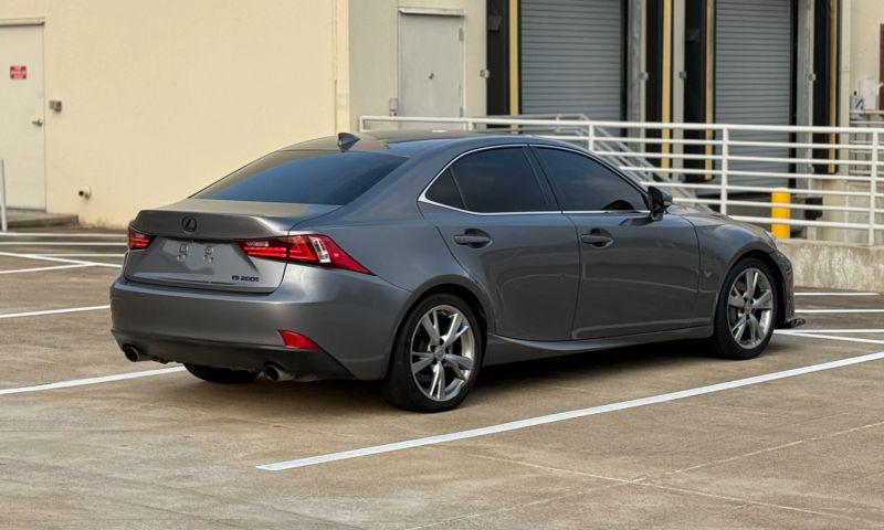 2016 Lexus IS 200t 200t