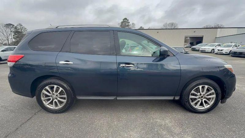 2015 Nissan Pathfinder SV
