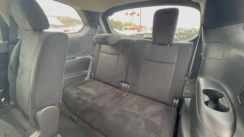 2015 Nissan Pathfinder SV
