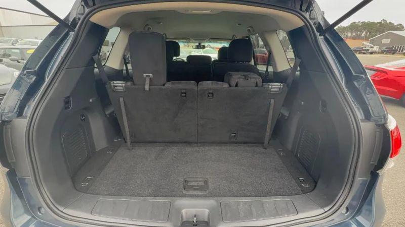 2015 Nissan Pathfinder SV