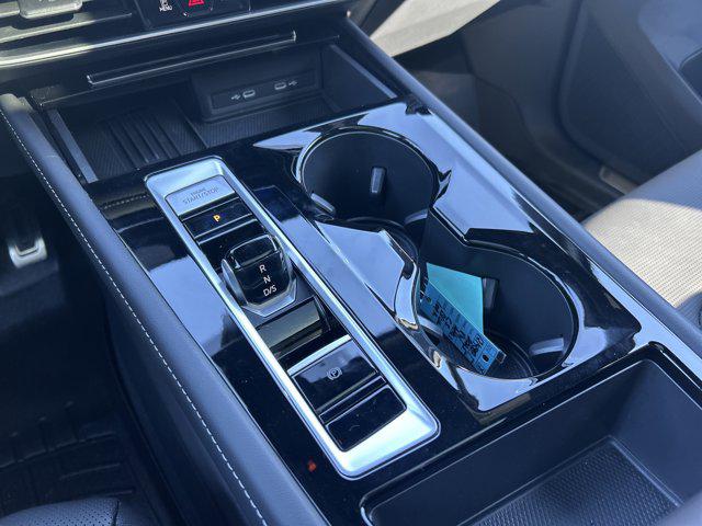 2025 Volkswagen Atlas Cross Sport 2.0T SEL Premium R-Line
