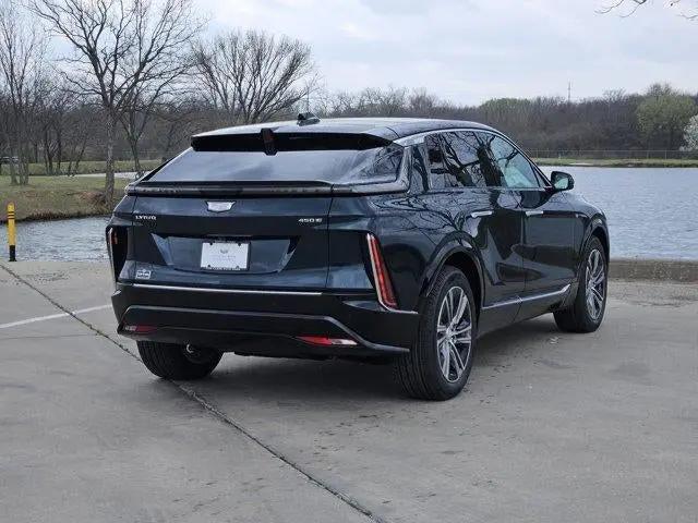 2026 Cadillac iQ Luxury AWD