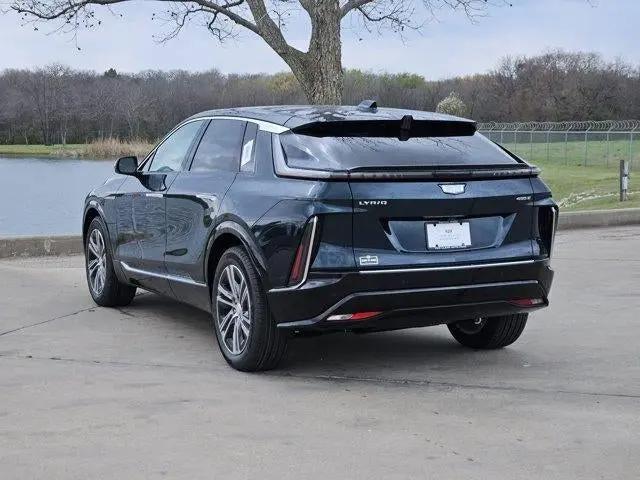 2026 Cadillac iQ Luxury AWD