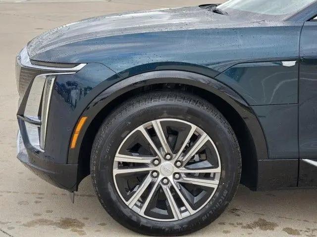 2026 Cadillac iQ Luxury AWD