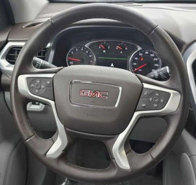 2023 GMC Acadia FWD SLT