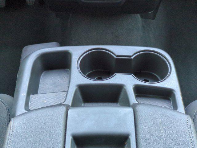 2021 Chevrolet Silverado 1500 2WD Crew Cab Short Bed LT