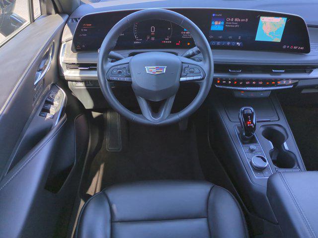 2025 Cadillac XT4 FWD Premium Luxury