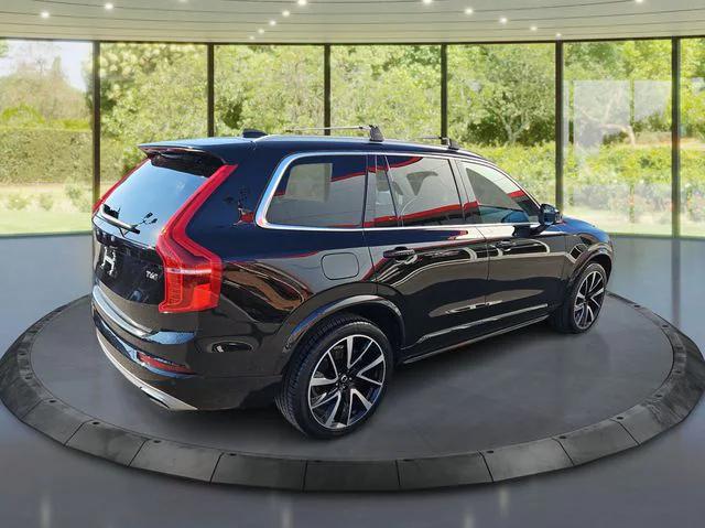 2020 Volvo XC90 T6 Momentum 7 Passenger 2020 Volvo XC90 T6 Momentum 7 Passenger
