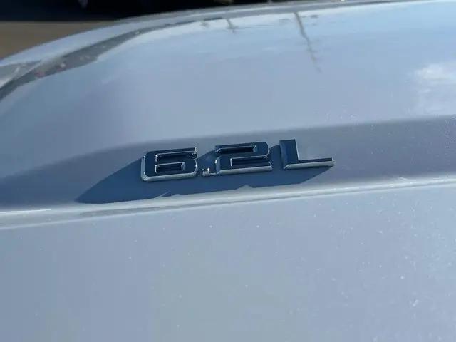 2026 Chevrolet Silverado 1500 4WD Crew Cab Short Bed High Country
