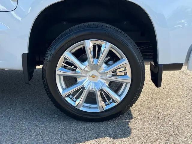 2026 Chevrolet Silverado 1500 4WD Crew Cab Short Bed High Country