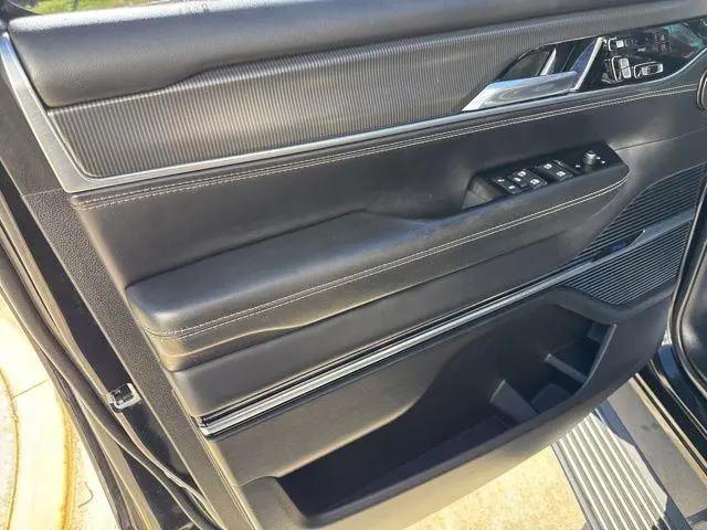 2022 Jeep Grand Wagoneer Series II Obsidian 4x4