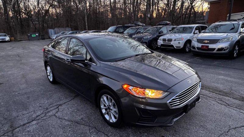 2019 Ford Fusion SE for sale in Saint Charles, MO
