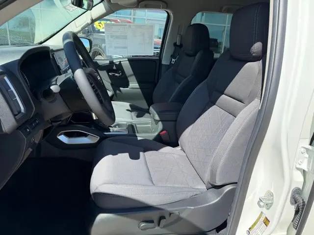 2026 Nissan Frontier Crew Cab SV 4x2