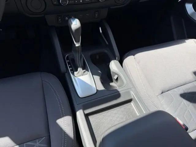 2026 Nissan Frontier Crew Cab SV 4x2