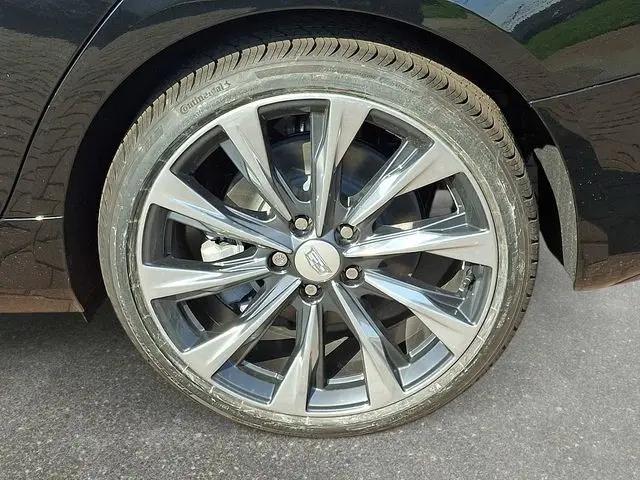 2026 Cadillac CT4 Premium Luxury RWD