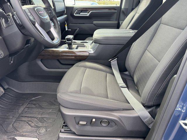 2026 GMC Sierra 1500 Double Cab, Standard Bed, Elevation, 4WD