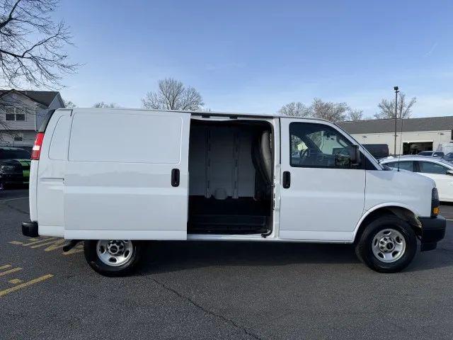 2023 GMC Savana Cargo RWD 2500 Regular Wheelbase Work Van