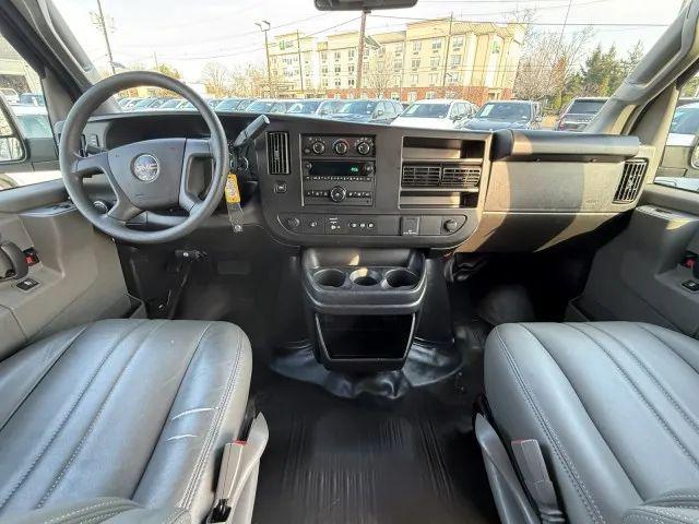 2023 GMC Savana Cargo RWD 2500 Regular Wheelbase Work Van