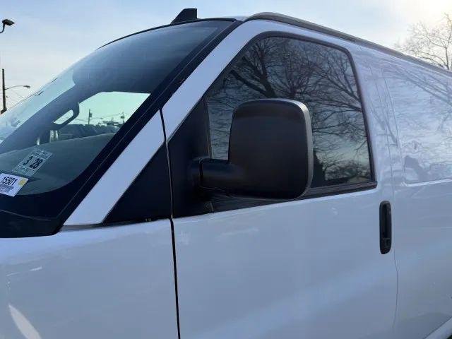 2023 GMC Savana Cargo RWD 2500 Regular Wheelbase Work Van