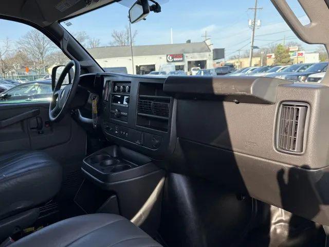 2023 GMC Savana Cargo RWD 2500 Regular Wheelbase Work Van