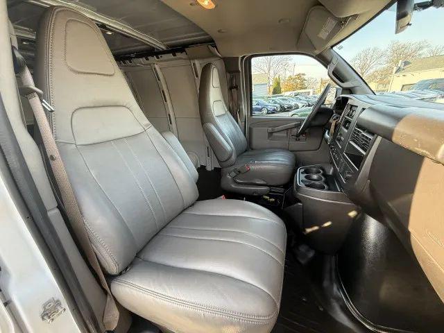2023 GMC Savana Cargo RWD 2500 Regular Wheelbase Work Van