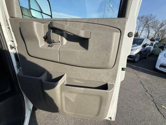 2023 GMC Savana Cargo RWD 2500 Regular Wheelbase Work Van