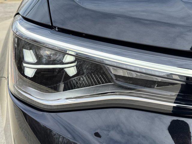 2026 Volkswagen Taos SE Black
