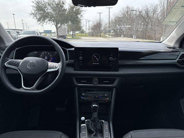 2026 Volkswagen Taos SE Black