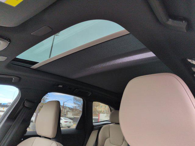 2026 Volvo XC60 B5 Core