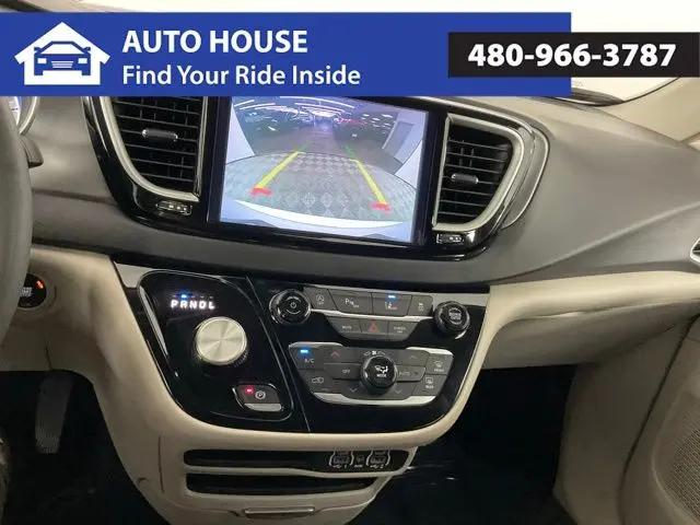 2024 Chrysler Pacifica Touring L