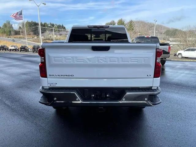 2026 Chevrolet Silverado 1500 4WD Crew Cab Standard Bed LT