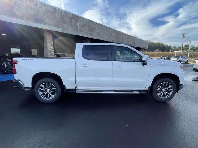 2026 Chevrolet Silverado 1500 4WD Crew Cab Standard Bed LT
