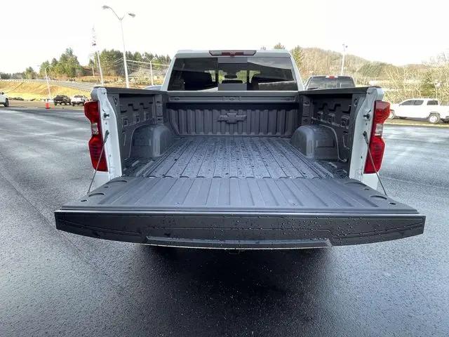 2026 Chevrolet Silverado 1500 4WD Crew Cab Standard Bed LT