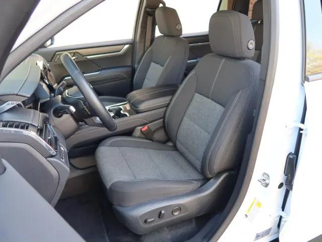 2025 GMC Acadia AWD Elevation