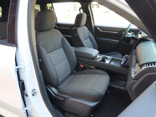 2025 GMC Acadia AWD Elevation