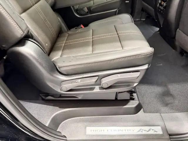 2026 Chevrolet Suburban High Country, 4WD